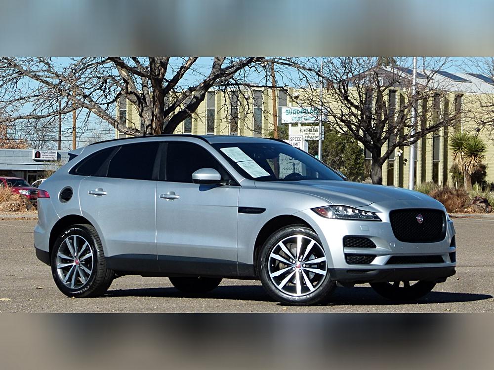 2018 Jaguar F-PACE Prestige's photo