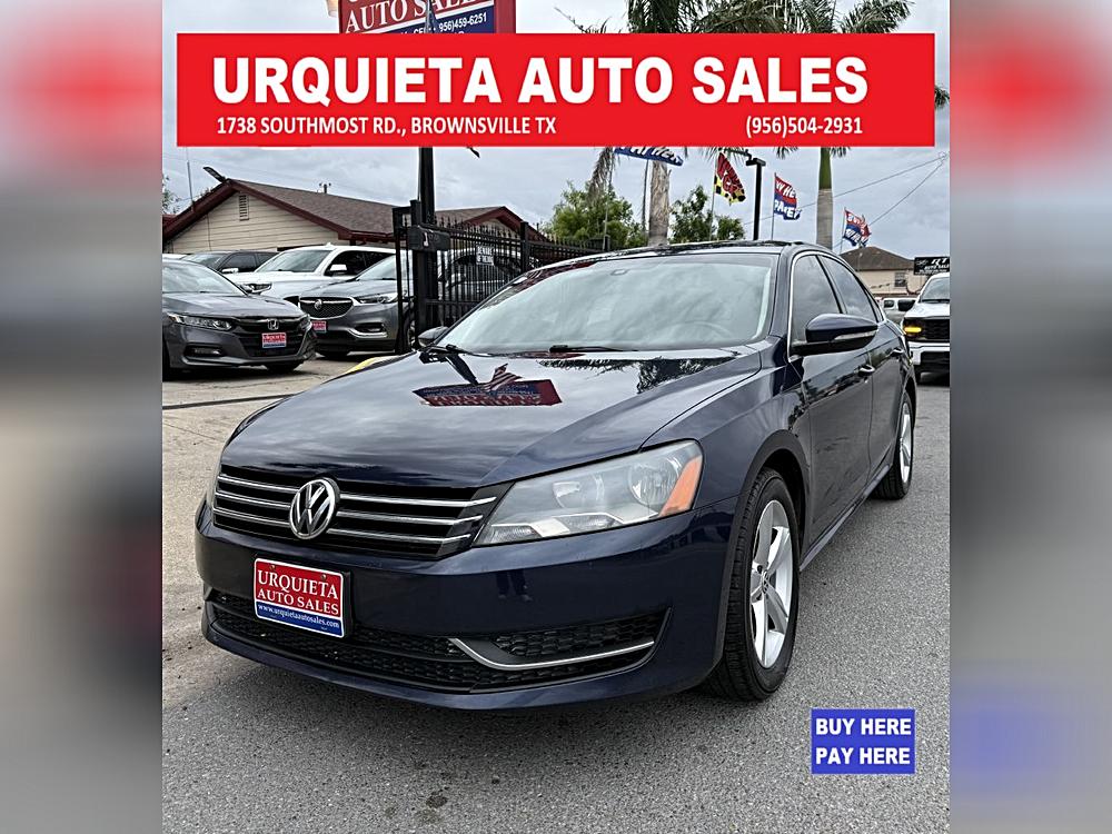 2012 Volkswagen Passat SE's photo