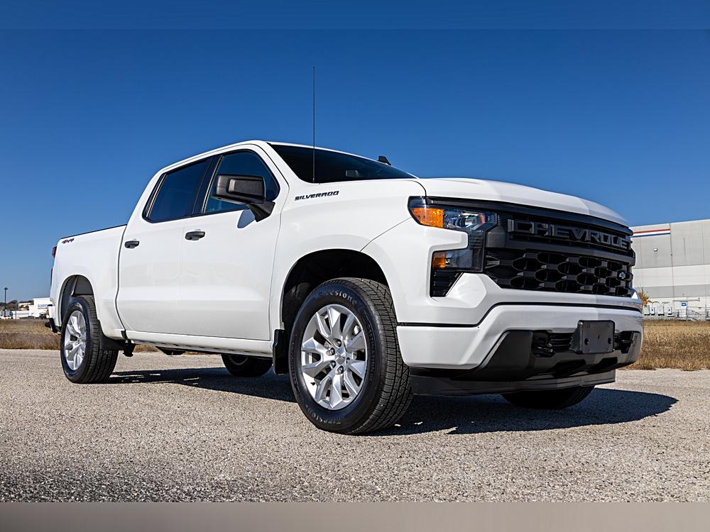 2022 Chevrolet Silverado 1500 Custom