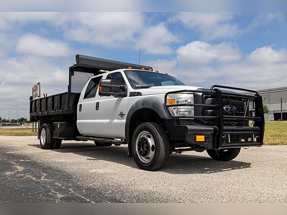 2011 Ford F-550's photo