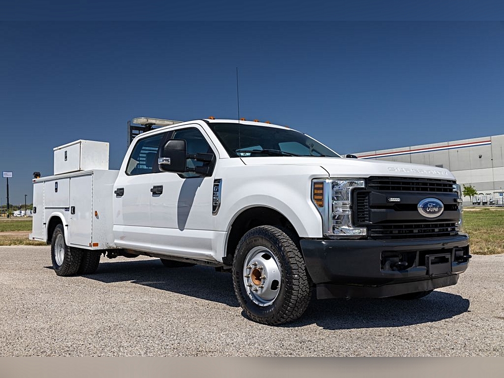 2019 Ford F-350 Super Duty Chassis Cab