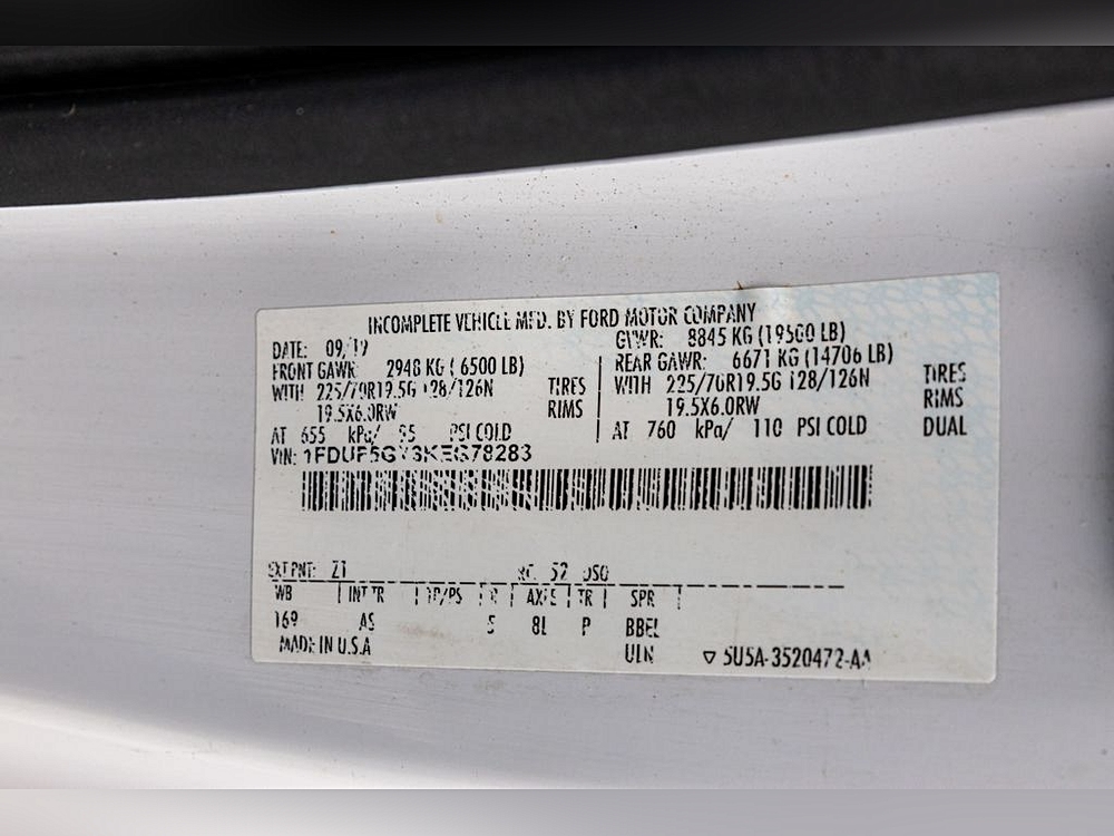 2019 Ford F-550 Super Duty Chassis Cab XL - Photo 24