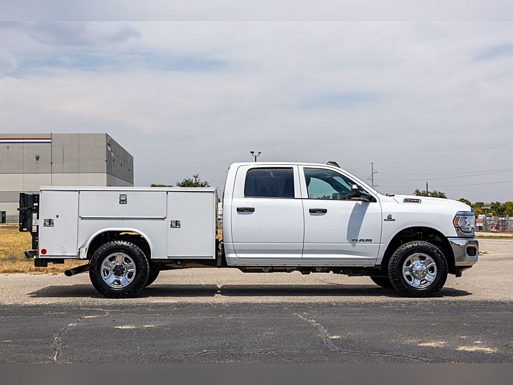 2022 RAM Ram 3500 Pickup Tradesman - Photo 8