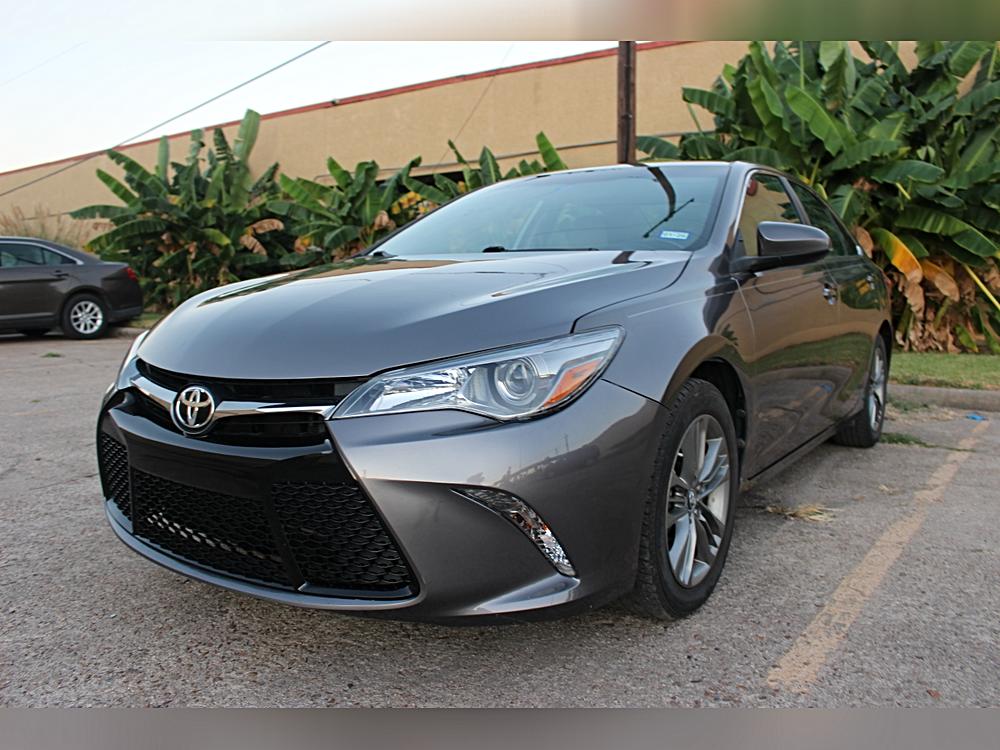 2016 Toyota Camry Special Edition