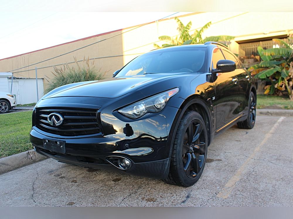 2015 INFINITI QX70 Base