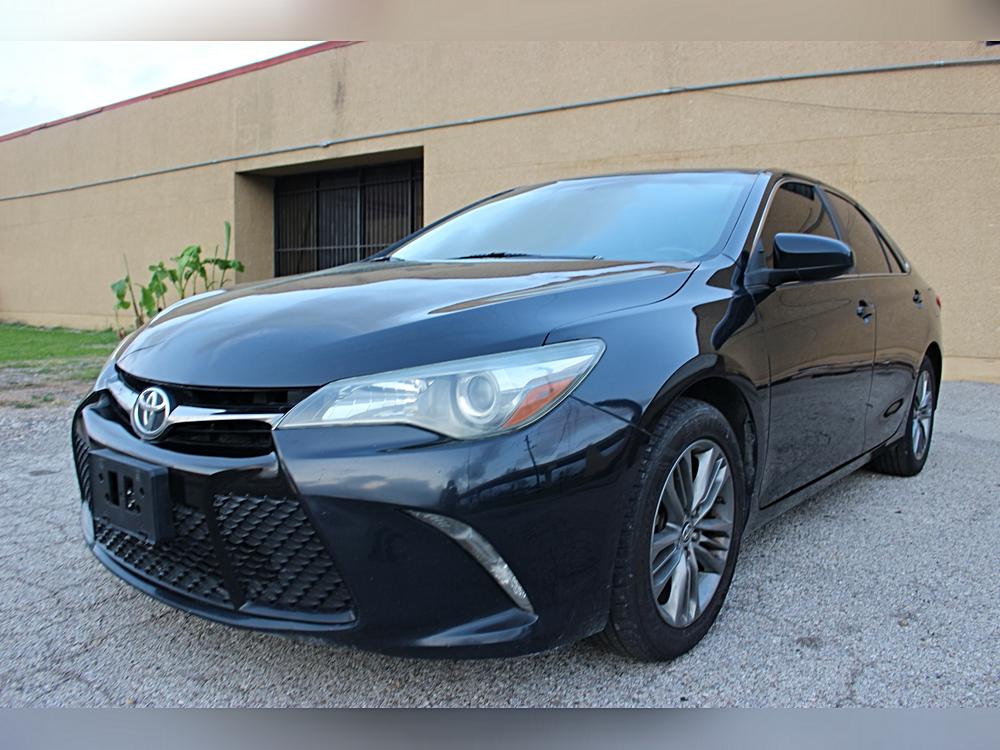 2015 Toyota Camry SE