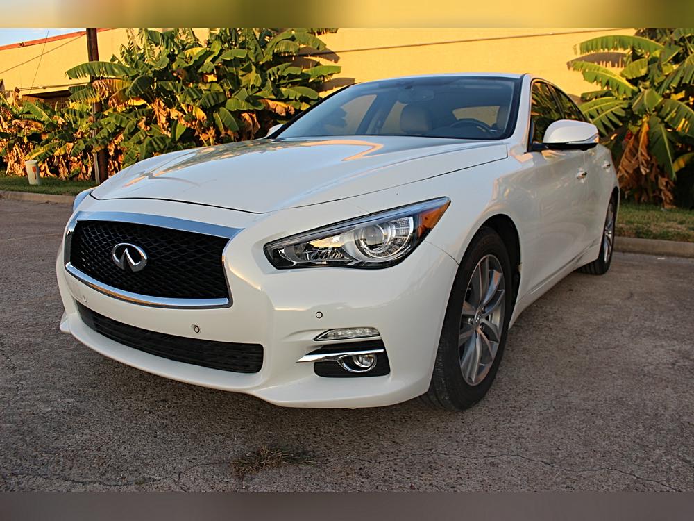 2016 INFINITI Q50