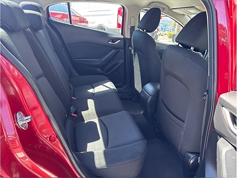 2016 Mazda MAZDA3 i Sport - Photo 12