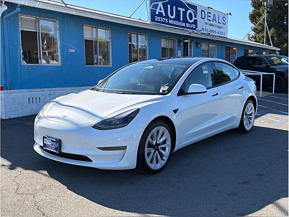 2022 Tesla Model 3 Base