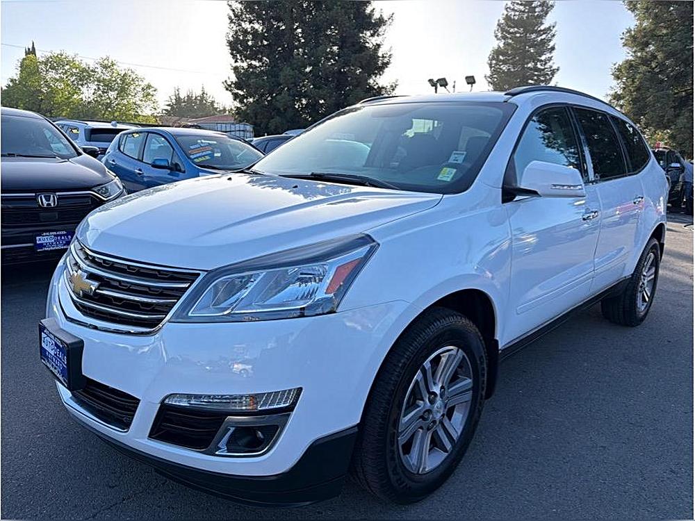 2016 Chevrolet Traverse 2LT FWD's photo