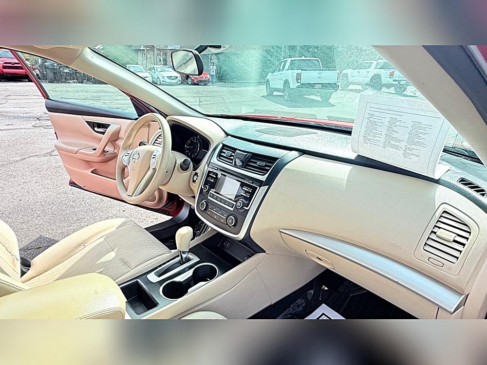 2017 Nissan Altima S - Photo 12