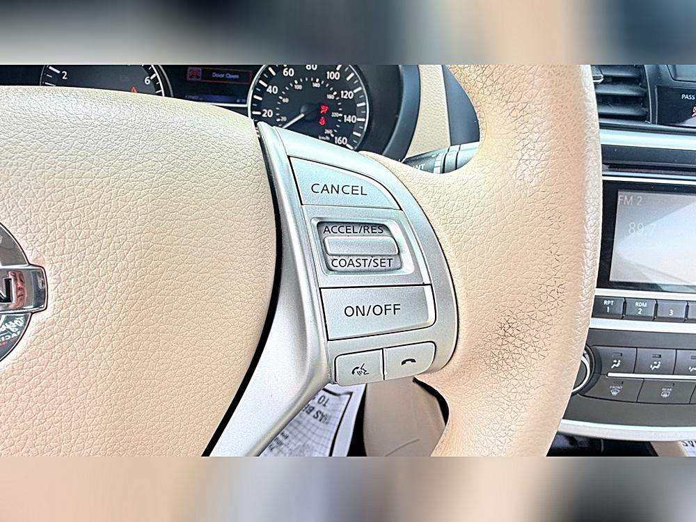 2017 Nissan Altima S - Photo 18
