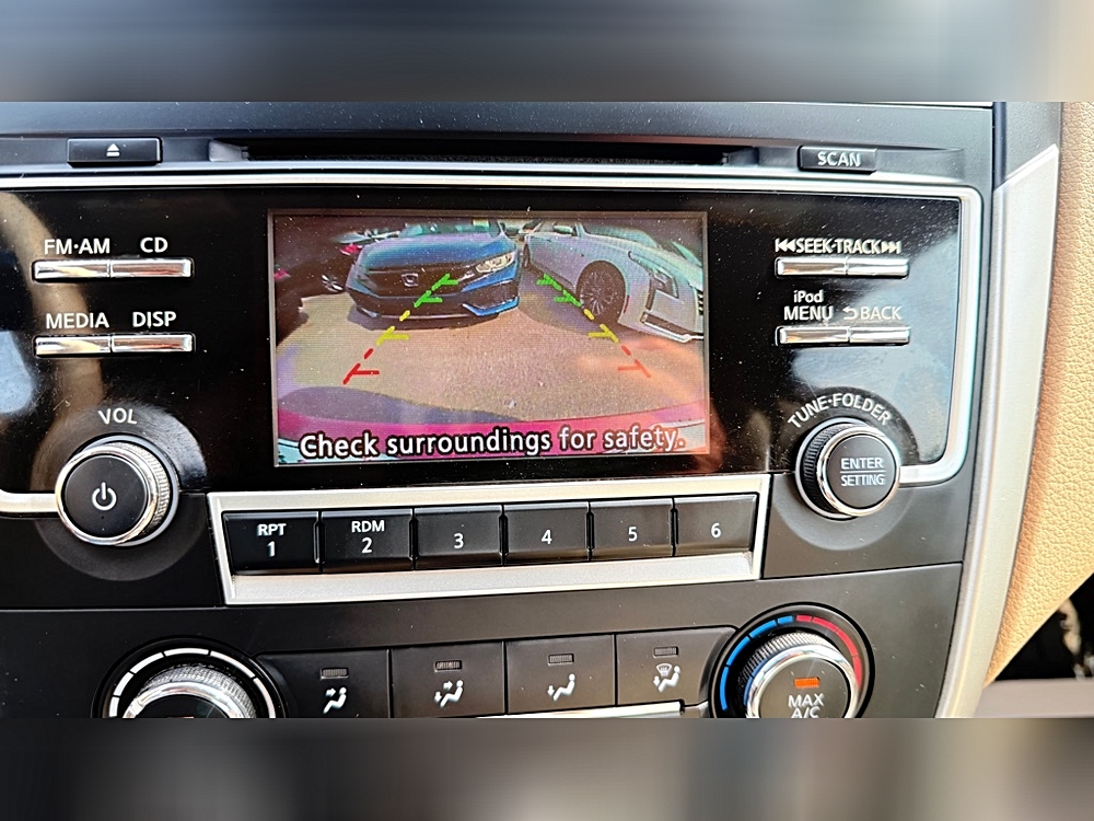 2017 Nissan Altima S - Photo 19
