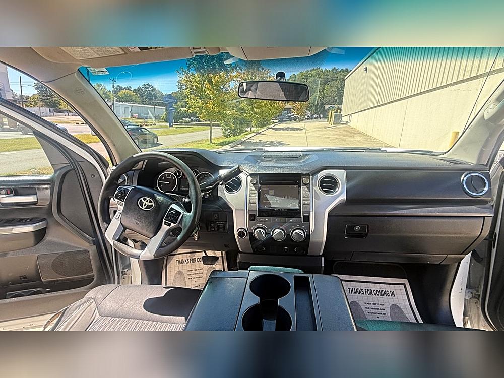 2017 Toyota Tundra SR5 - Photo 15