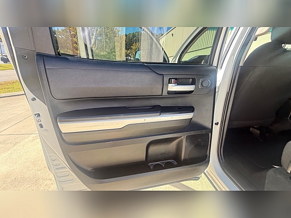 2017 Toyota Tundra SR5 - Photo 26
