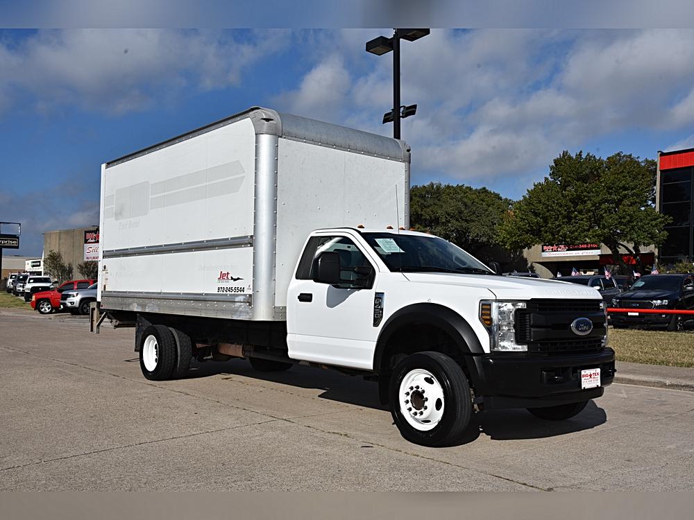 2019 Ford F-450 Super Duty Chassis Cab XL's photo