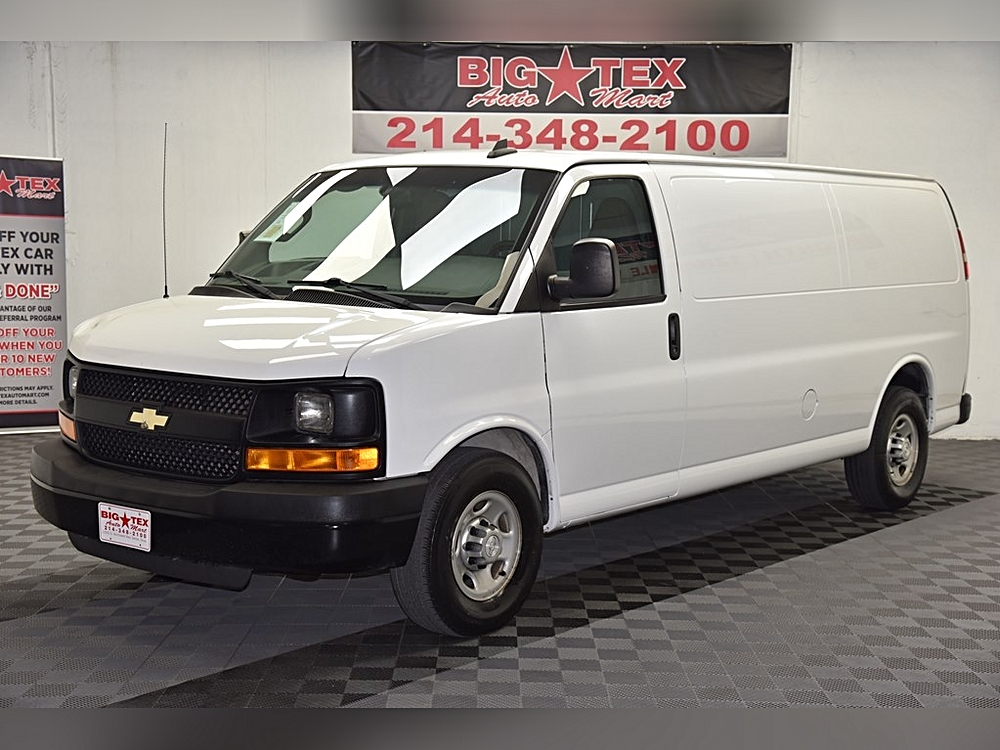 2016 Chevrolet Express Cargo Work Van's photo