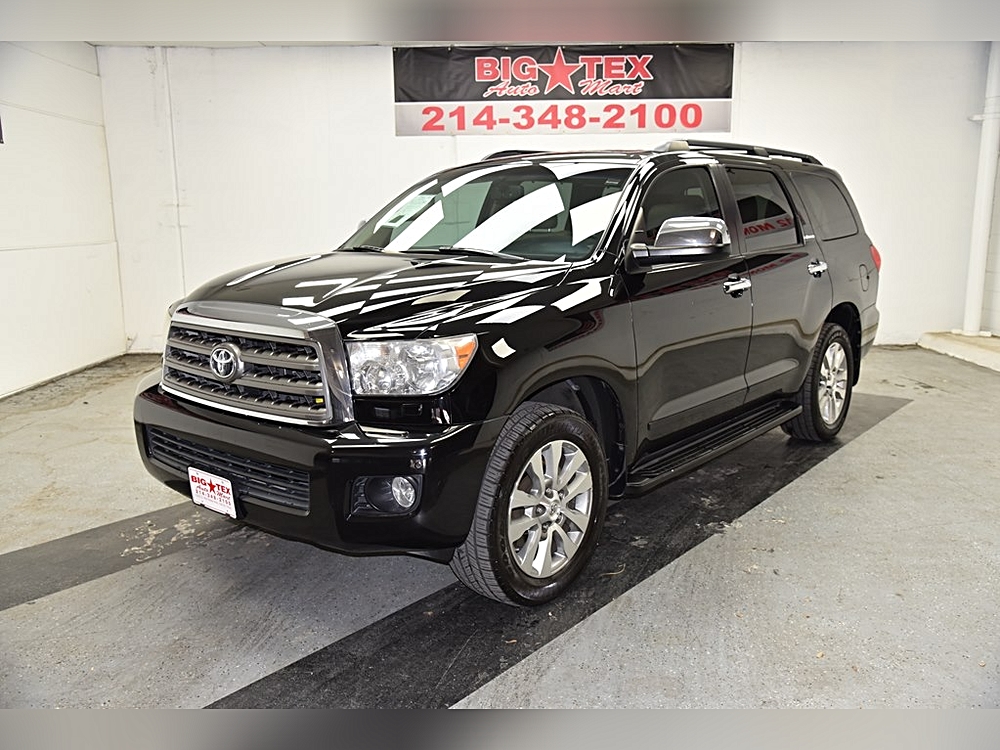 2014 Toyota Sequoia Limited's photo