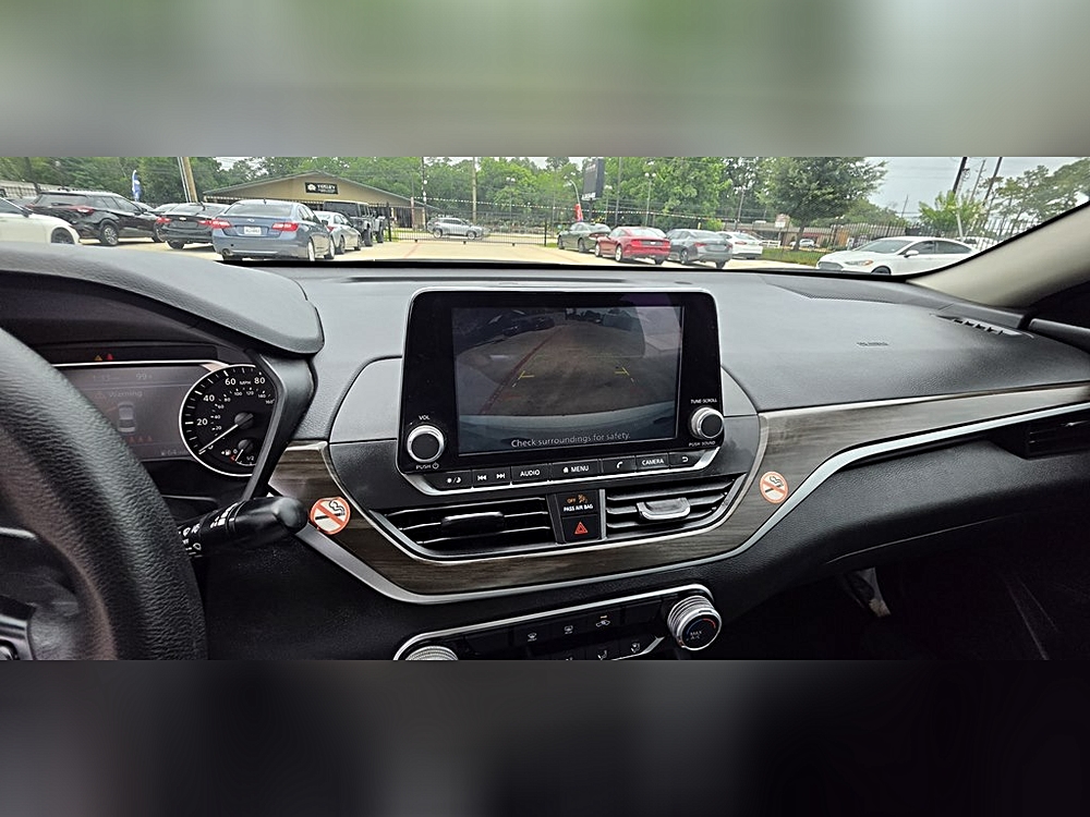 2022 Nissan Altima SR - Photo 71