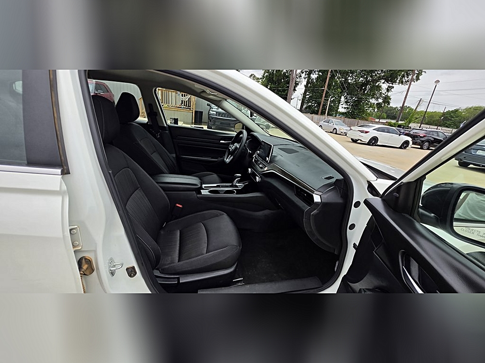 2022 Nissan Altima SR - Photo 73