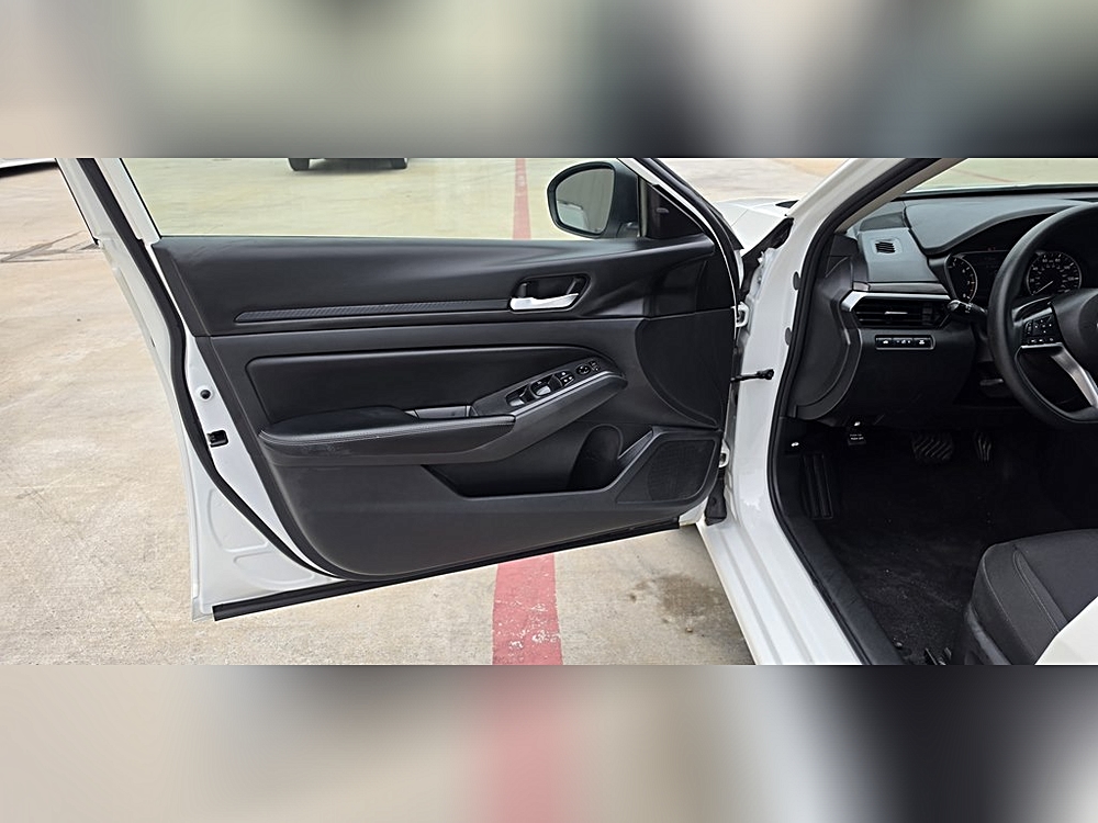 2022 Nissan Altima SR - Photo 80