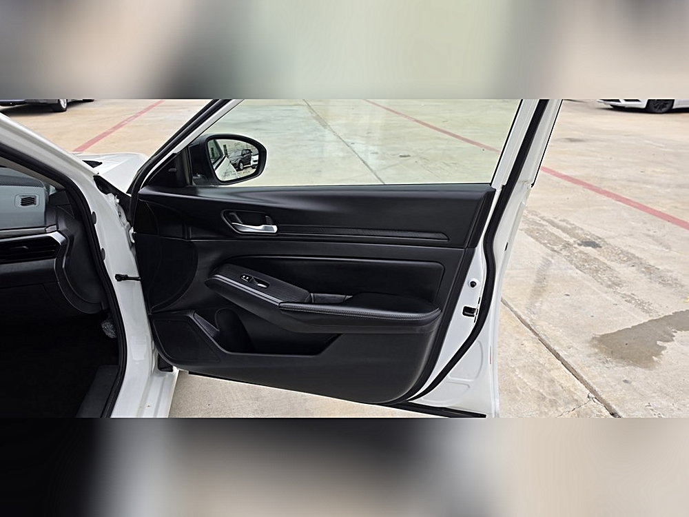 2022 Nissan Altima SR - Photo 81