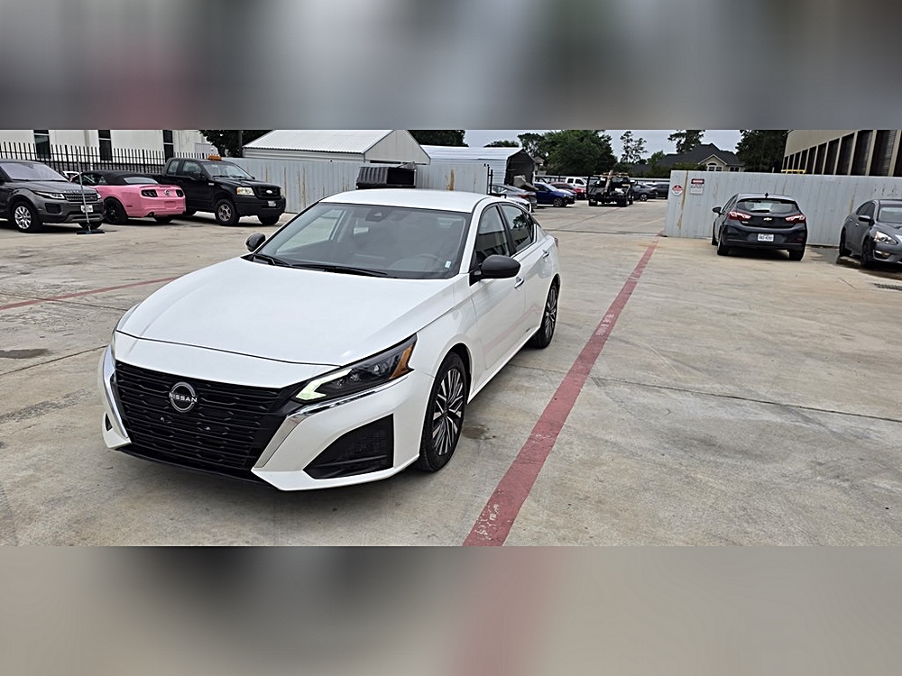 2022 Nissan Altima SR - Photo 61