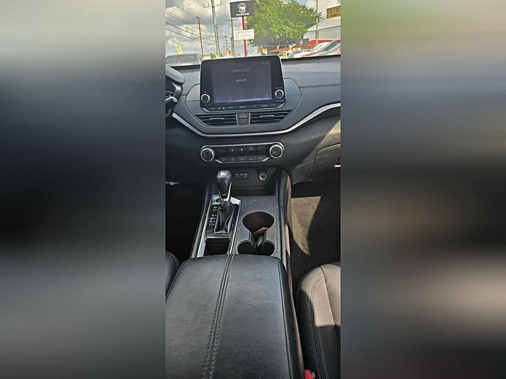 2022 Nissan Altima SR - Photo 97