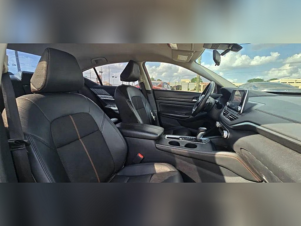 2022 Nissan Altima SR - Photo 105