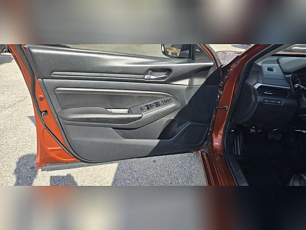 2022 Nissan Altima SR - Photo 108