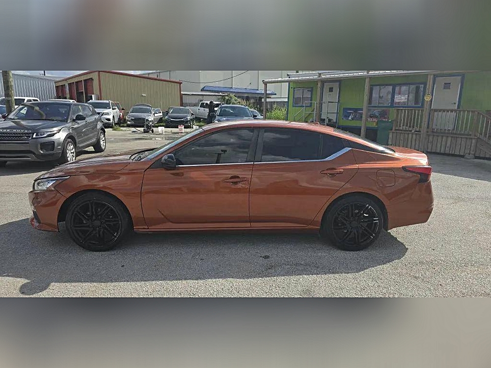 2022 Nissan Altima SR - Photo 90