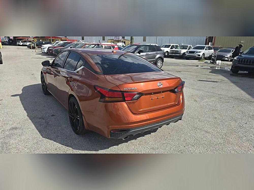 2022 Nissan Altima SR - Photo 91