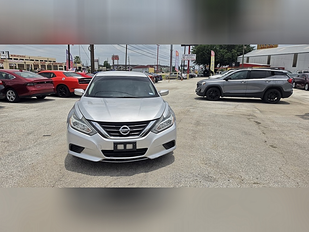 2022 Nissan Altima SR - Photo 114