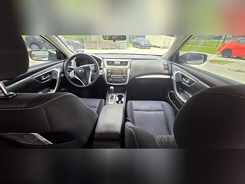 2022 Nissan Altima SR - Photo 124
