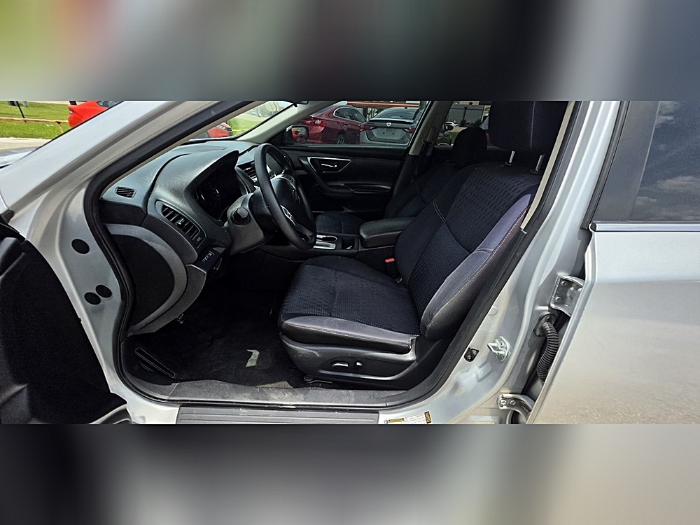 2022 Nissan Altima SR - Photo 128