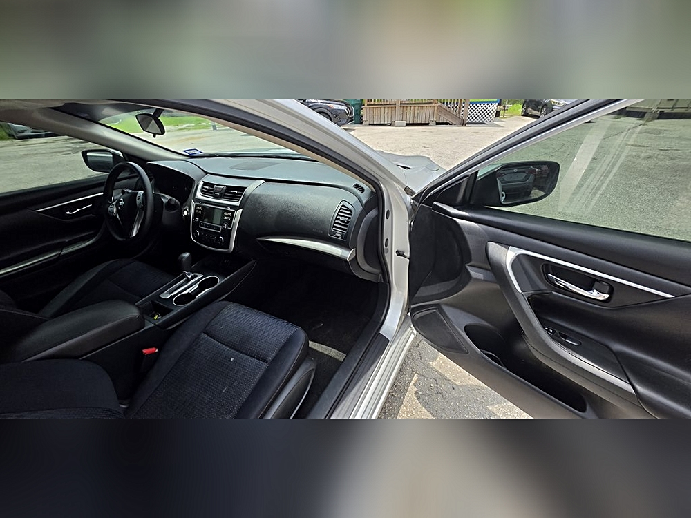 2022 Nissan Altima SR - Photo 134