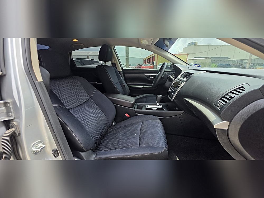 2022 Nissan Altima SR - Photo 135
