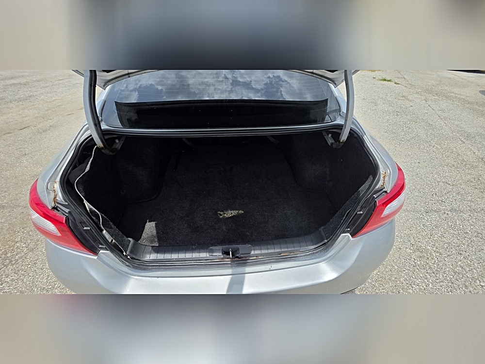 2022 Nissan Altima SR - Photo 140