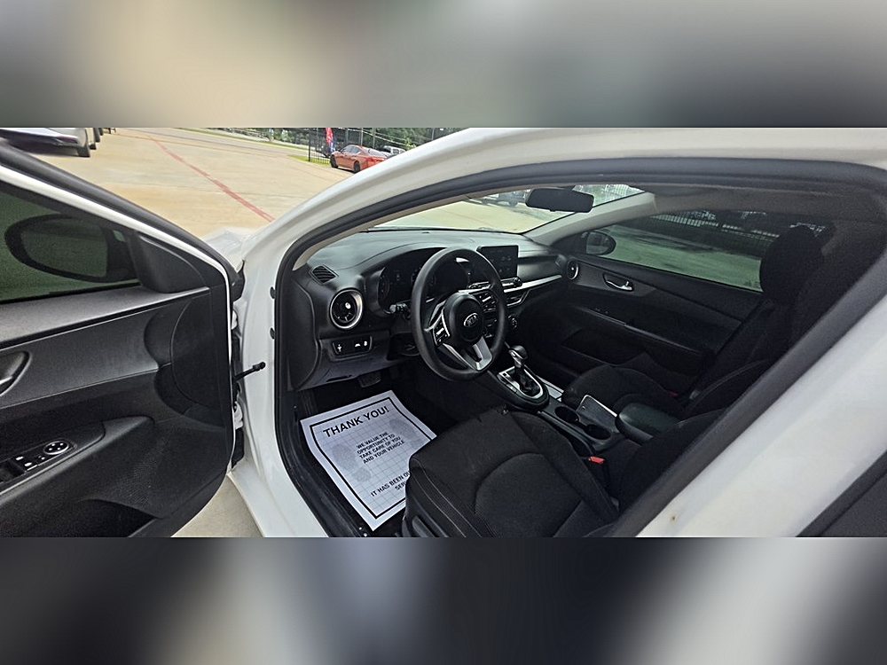 2024 Kia Forte LXS - Photo 162