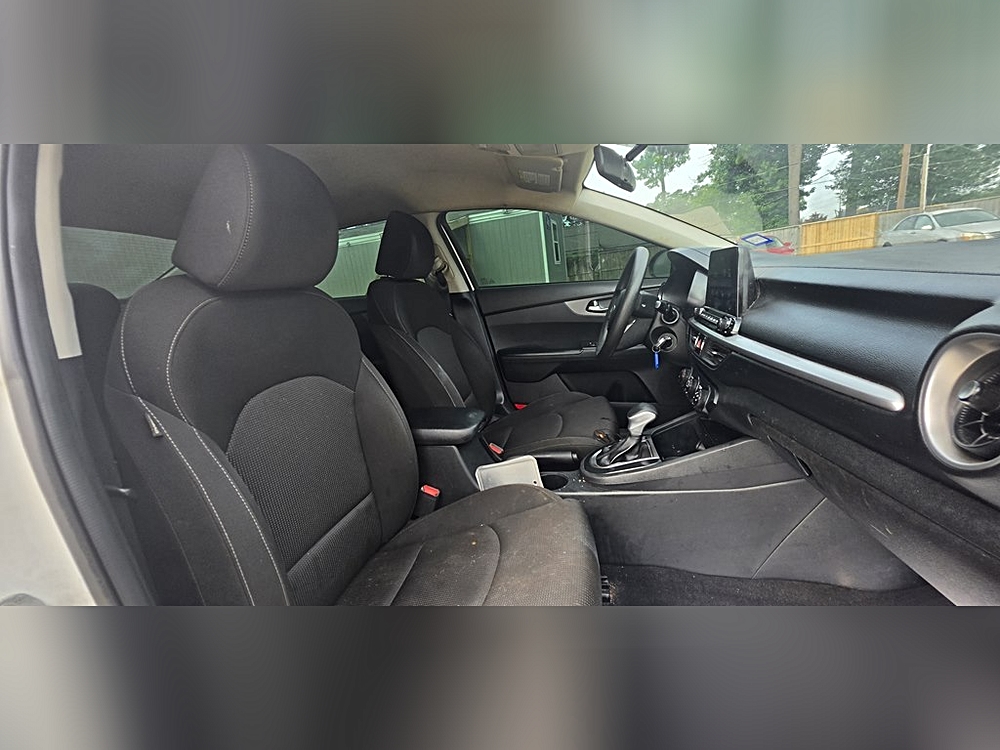 2024 Kia Forte LXS - Photo 163