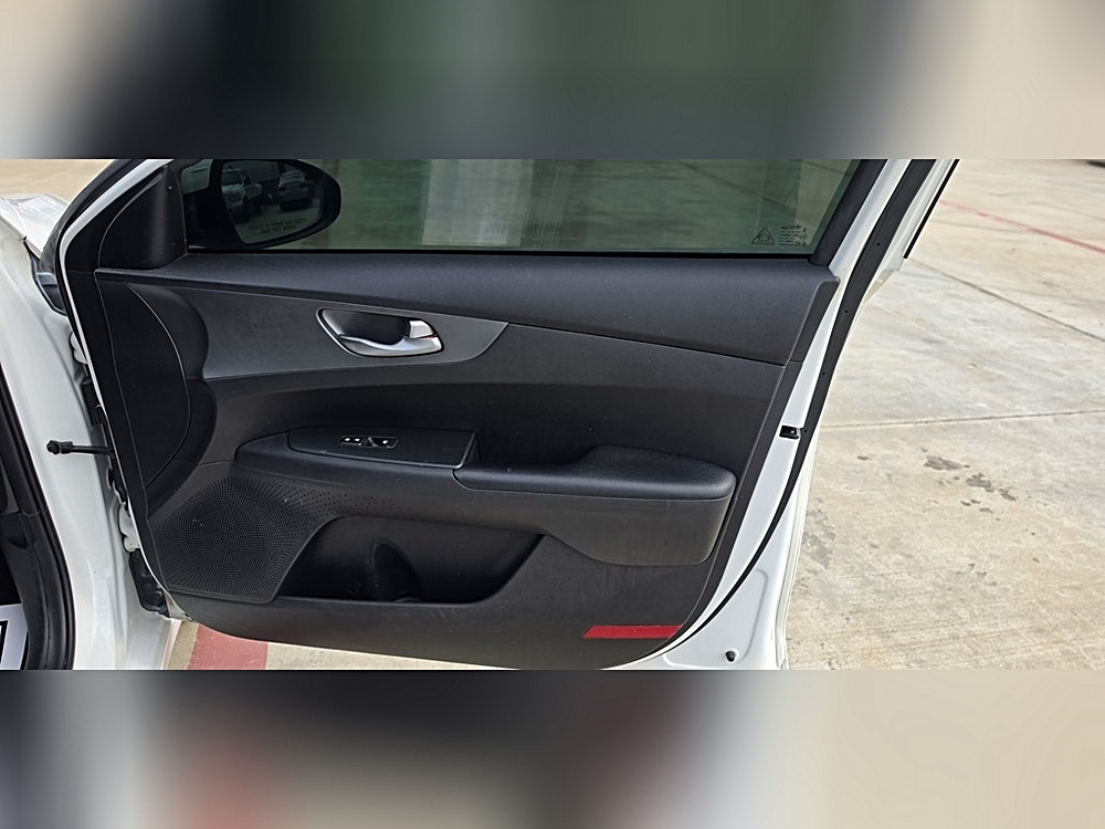 2024 Kia Forte LXS - Photo 166