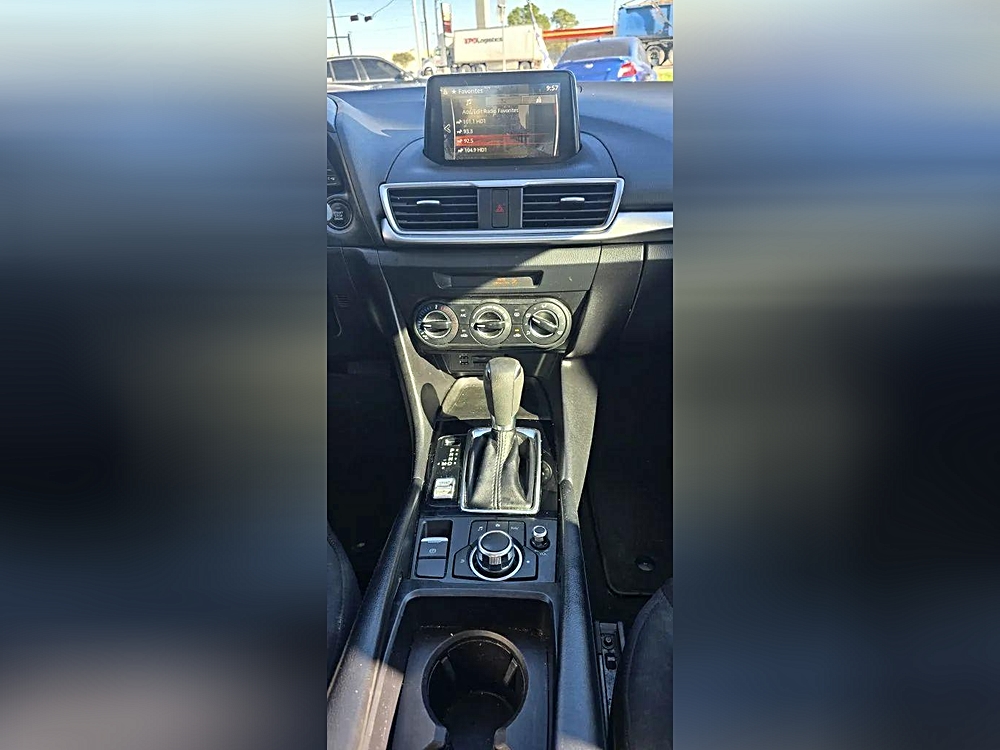 2017 Mazda Mazda3 Touring - Photo 69