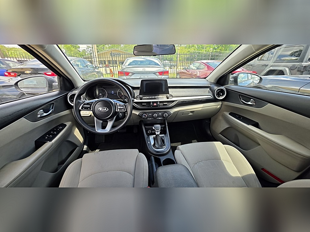 2024 Kia Forte LXS - Photo 181