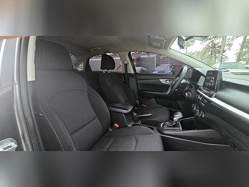 2024 Kia Forte LXS - Photo 247