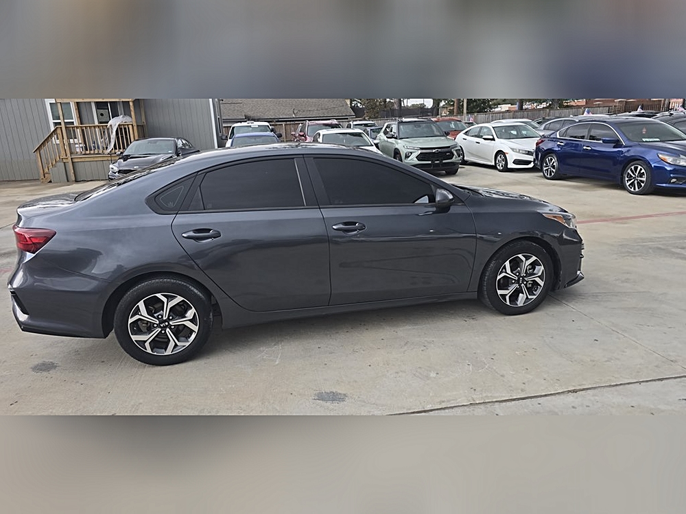 2024 Kia Forte LXS - Photo 235