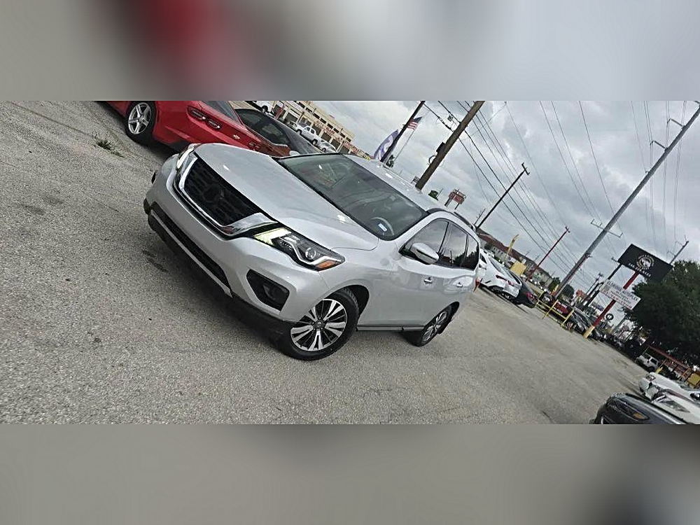 2017 Nissan Pathfinder