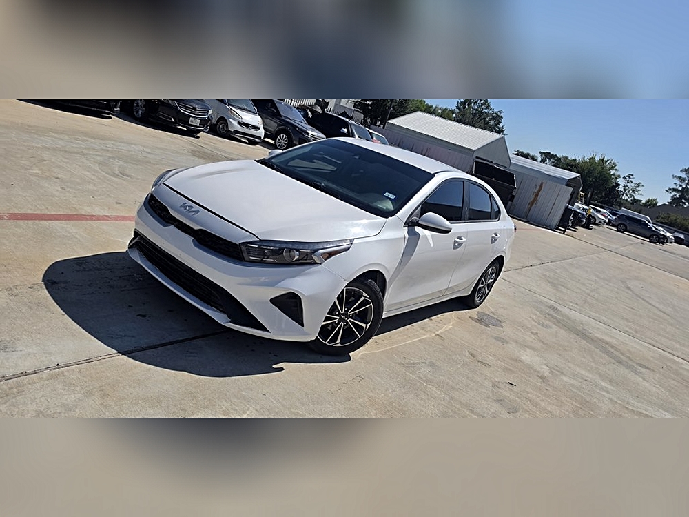 2022 Kia FORTE LXS