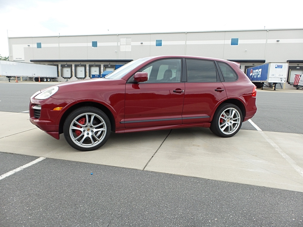 2009 Porsche Cayenne GTS Tiptronic's photo