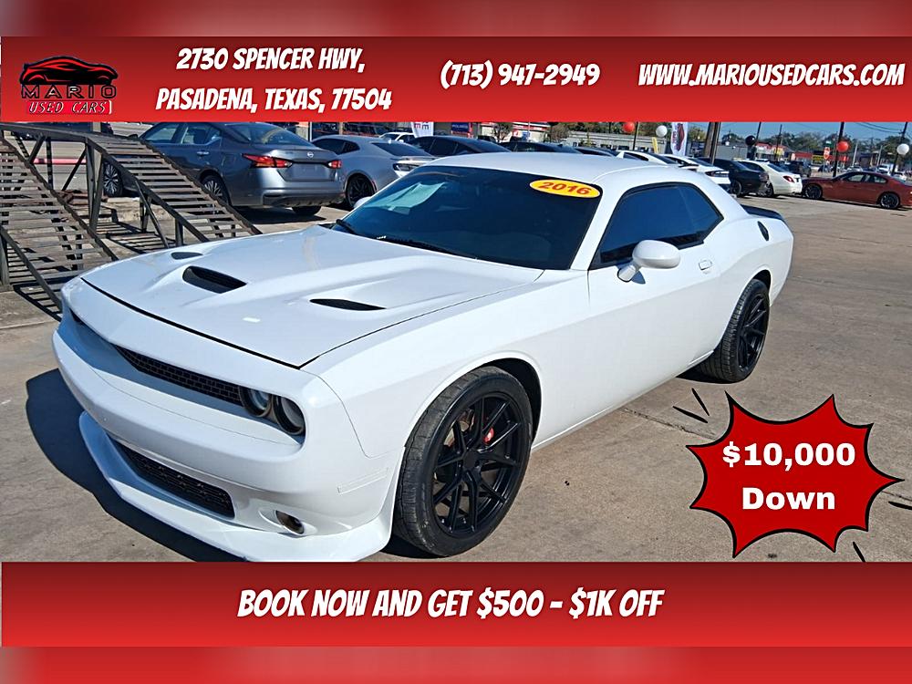 2016 Dodge Challenger Scat Pack's photo