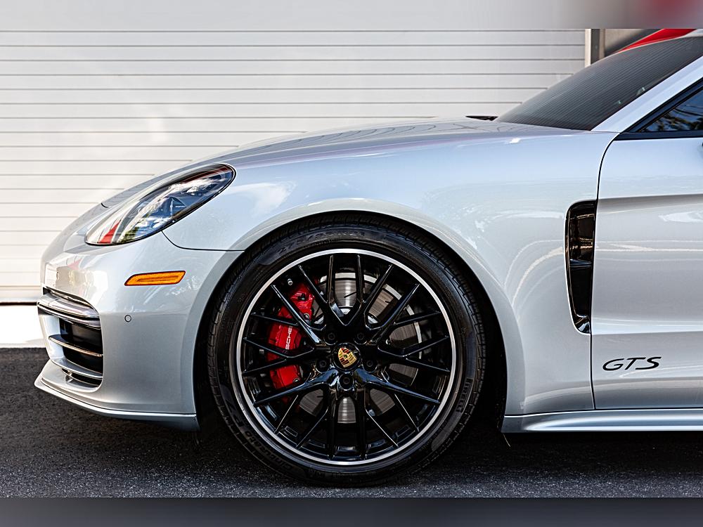 2022 Porsche Panamera